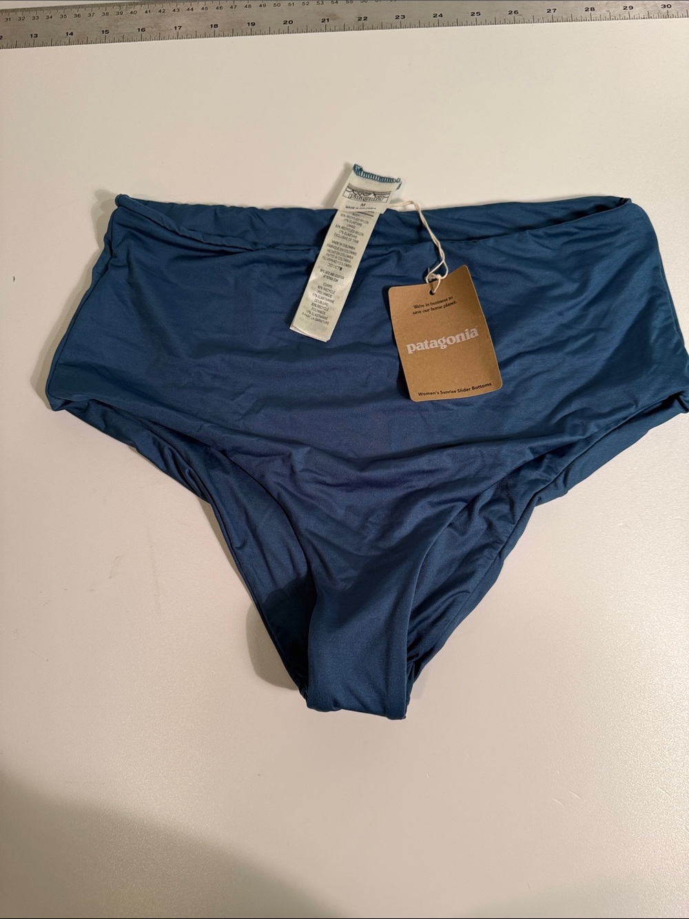 Patagonia Women's Swim Trunks in Deep Blue, M, NWT